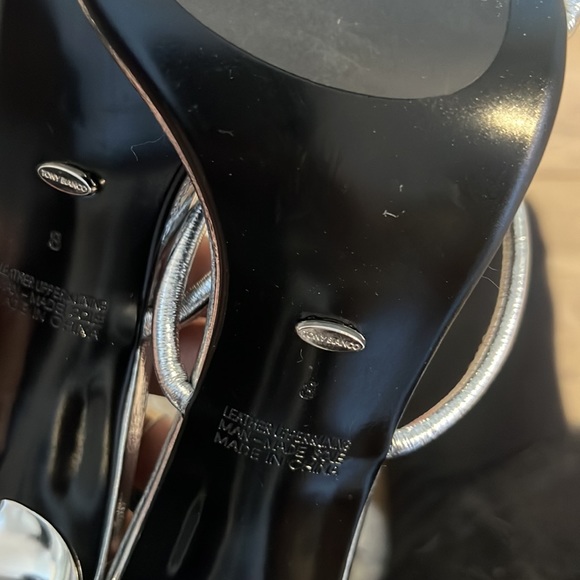 Tony Bianco chrome heel - Picture 4 of 4
